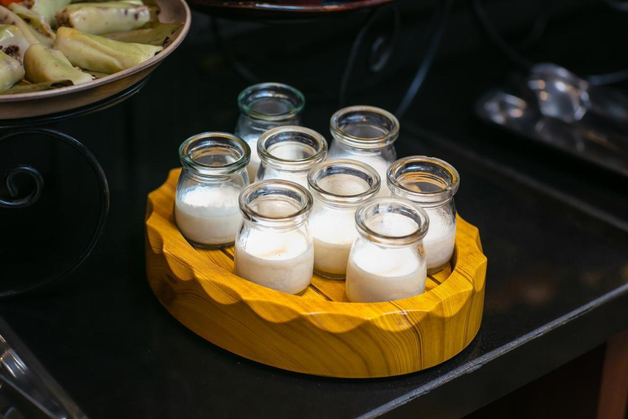 Hanoi Nostalgia Hotel & Spa Экстерьер фото