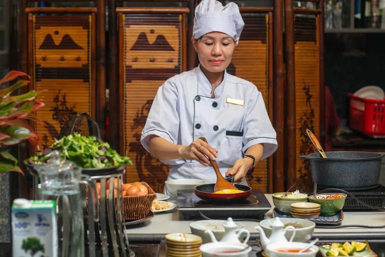 Hanoi Nostalgia Hotel & Spa Экстерьер фото