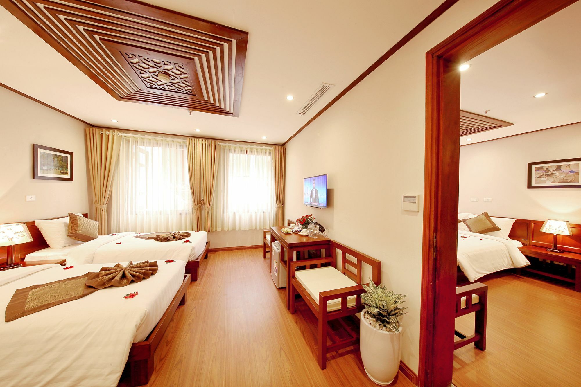 Hanoi Nostalgia Hotel & Spa Экстерьер фото